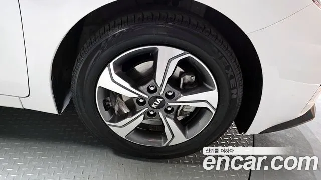 Kia Come New K3 id 2456116 из Кореи 15