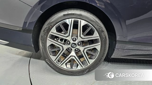 Hyundai Grandeur (GN7) id 4243729 из Кореи 15