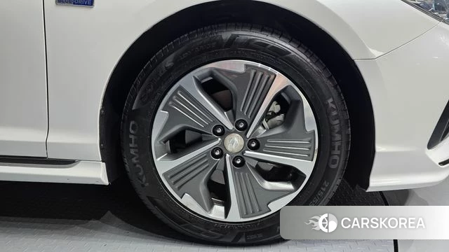 Hyundai Sonata New Rise Hybrid id 3905646 из Кореи 15