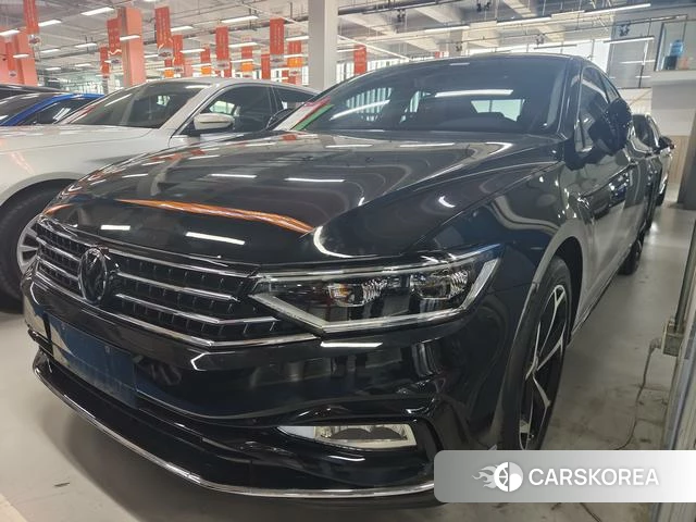 Volkswagen Magotan 2025 Черный из Китая, фото 5