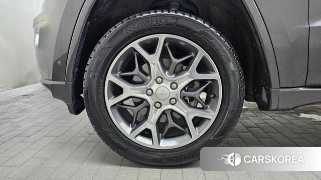 Jeep Grand Cherokee id 4377887 из Кореи 25