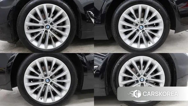 BMW 5 Series (G30) id 3098111 из Кореи 15