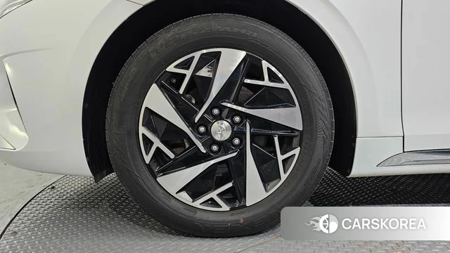 Hyundai The New Grandeur IG Hybrid id 4754663 из Кореи 15