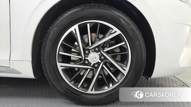 Hyundai The New Grandeur IG id 3794844 из Кореи 15