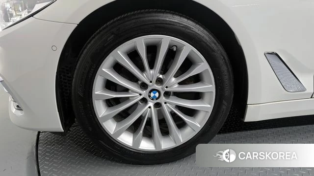 BMW 5 Series (G30) id 4339839 из Кореи 15