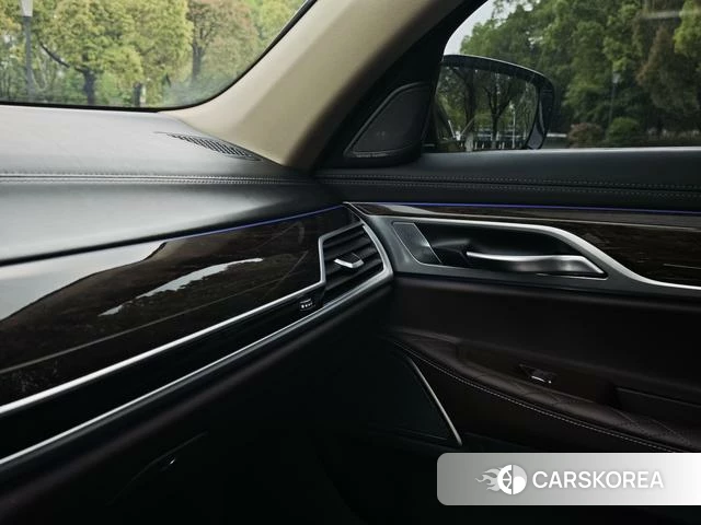BMW 7 series id 4227920 из Китая 34