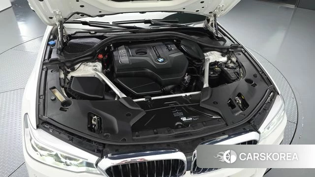 BMW 5 Series (G30) id 4850131 из Кореи 28