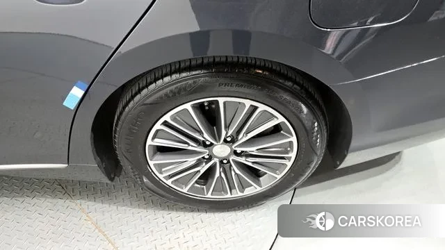 Hyundai Grandeur IG Hybrid id 3357380 из Кореи 15