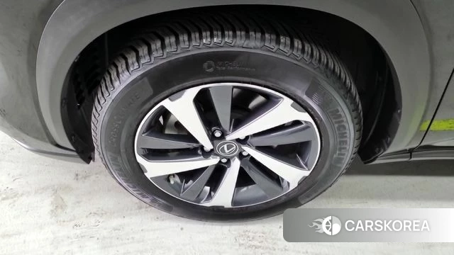 Lexus NX300h id 4309617 из Кореи 13