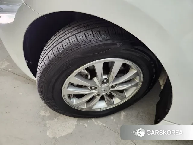 Hyundai The New Avante AD id 3368799 из Кореи 15