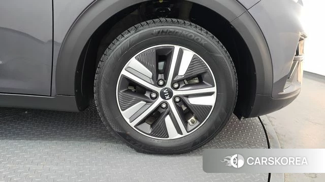 Kia The New Niro id 3845023 из Кореи 15