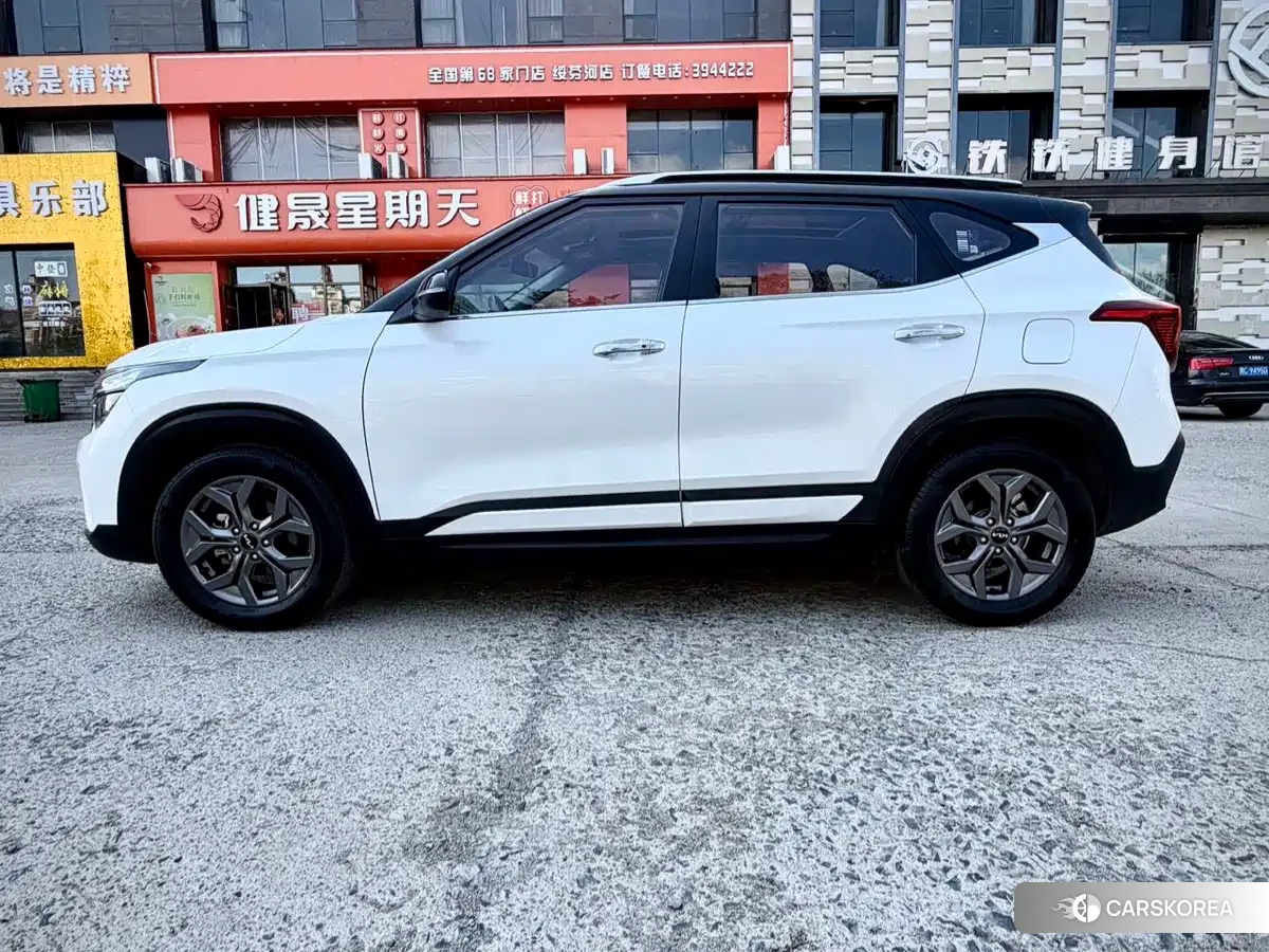 Kia Seltos id 4515330 из Китая 19