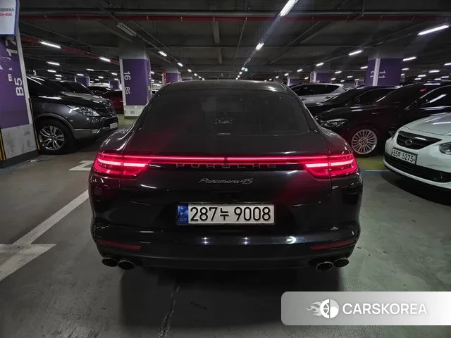 Porsche Panamera (971) 2018 Черный из Кореи, фото 5