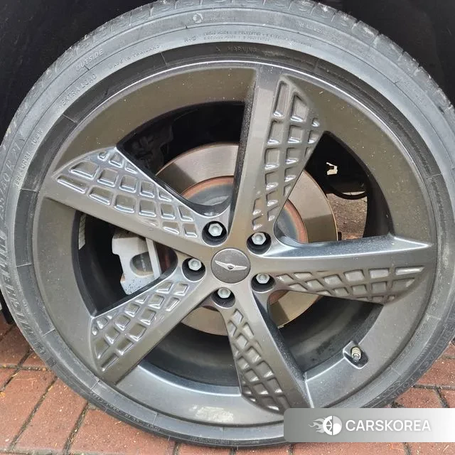 Genesis GV70 id 3468775 из Кореи 12