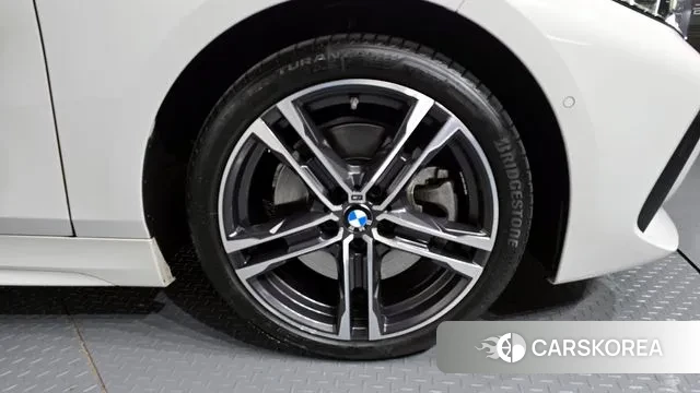 BMW 1 Series (F40) id 3751295 из Кореи 15