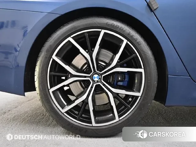 BMW 5 Series (G30) id 3708325 из Кореи 15