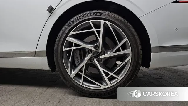 Genesis G90 (RS4) id 3237516 из Кореи 15