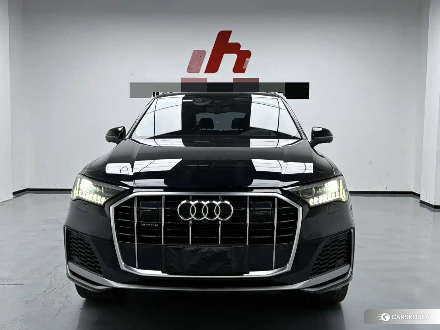 Audi Q7 2021 Черный из Китая, фото 5