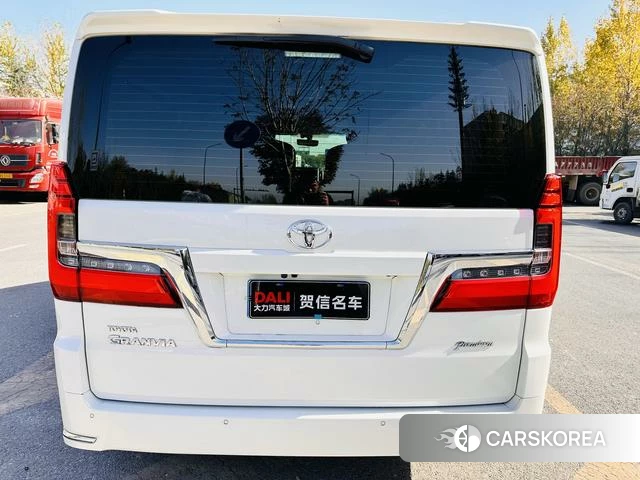 Toyota Granvia (overseas) id 4261859 из Китая 13