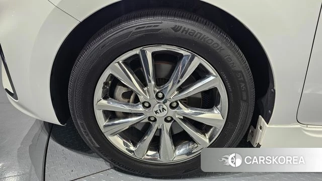 Kia The New Carnival id 4304509 из Кореи 15