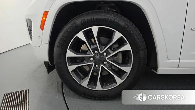 Jeep Grand Cherokee (WL) id 4835751 из Кореи 15