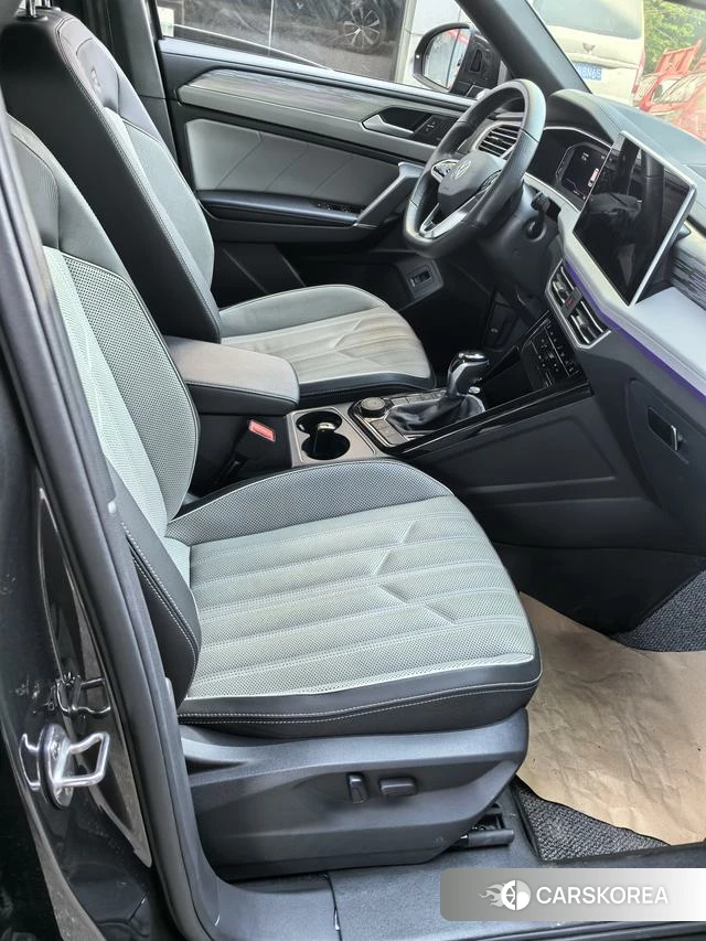 Volkswagen Tanyue 2023 Черный из Китая, фото 5