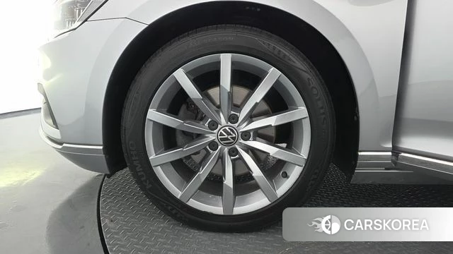 Volkswagen Passat GT (B8) id 4535321 из Кореи 27