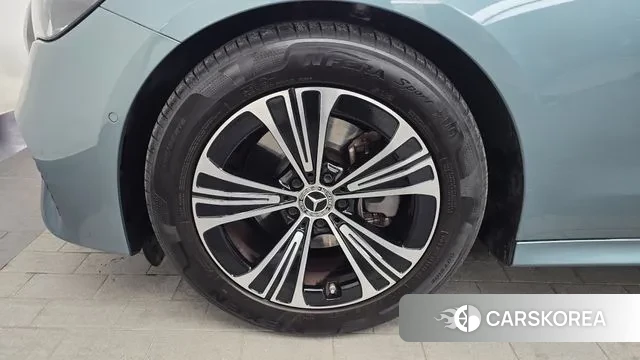 Mercedes-Benz E-Class W214 id 3571467 из Кореи 15