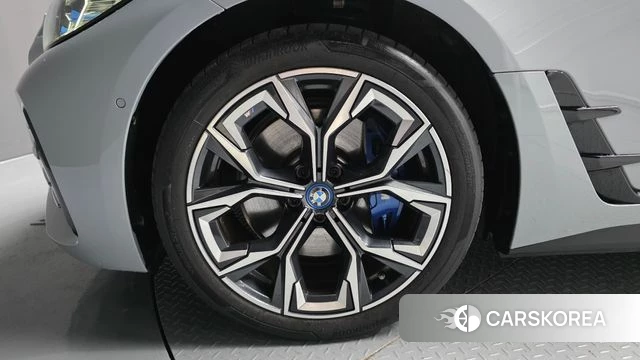 BMW i4 id 4783811 из Кореи 30
