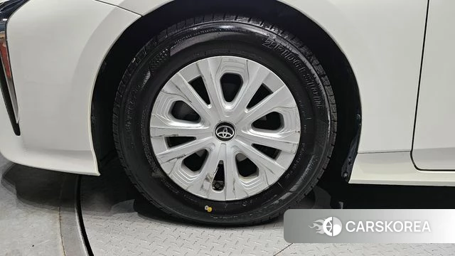 Toyota Prius 4th Generation id 3893752 из Кореи 15