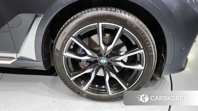 BMW X7 (G07) id 2915891 из Кореи 15