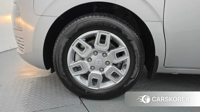 Hyundai Staria id 4567351 из Кореи 26