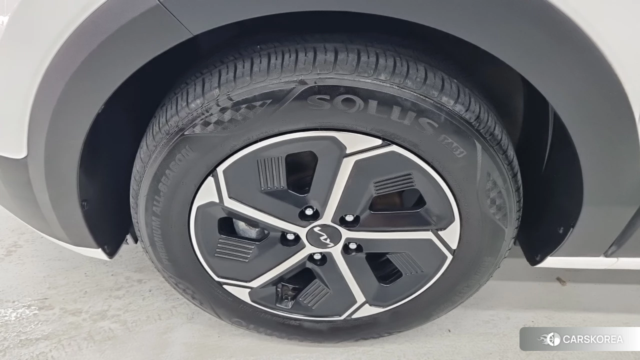 Kia Di Ol Nu Niro id 4618209 из Кореи 13