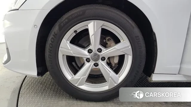 Audi A6 (C8) id 3702792 из Кореи 15