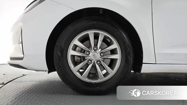 Hyundai The New Avante AD id 4180007 из Кореи 15