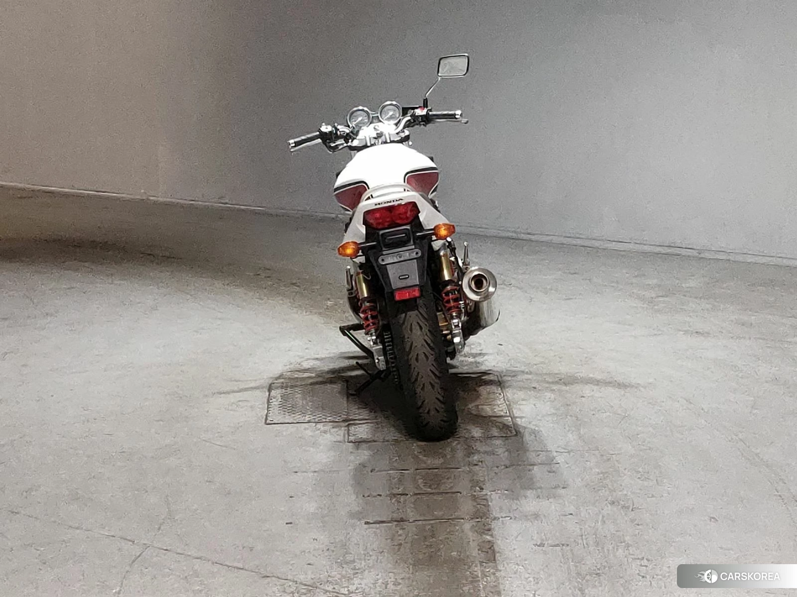 Проданный Honda CB400SF 2011 из Японии, фото 4