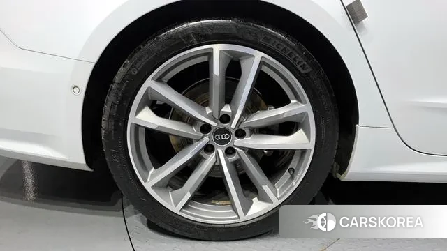 Audi A7 (4K) id 3556990 из Кореи 15