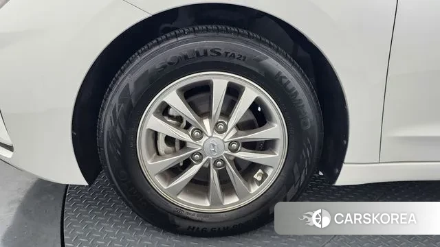 Hyundai The New Avante AD id 3760900 из Кореи 15