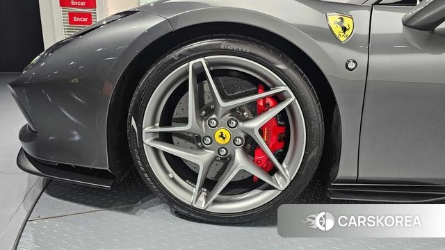 Ferrari F8 Tributo id 3852049 из Кореи 15