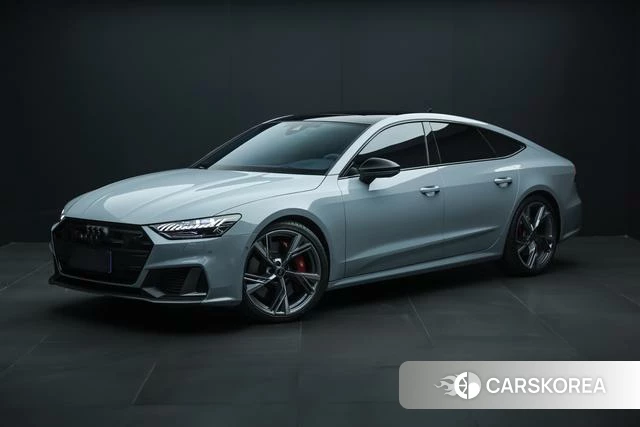 Audi S7 2024 Серебристо-серый из Китая, фото 6