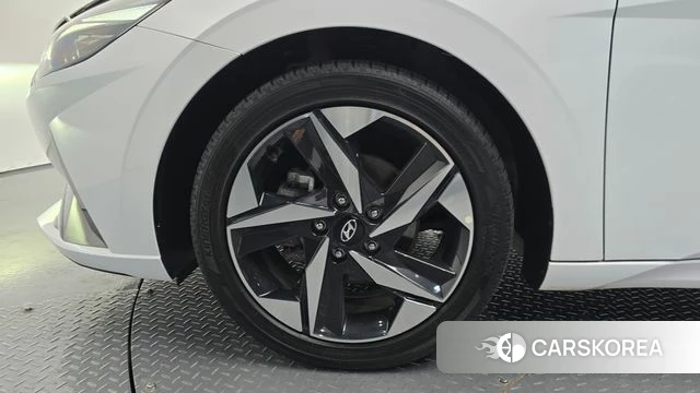 Hyundai Avante Hybrid (CN7) id 4488625 из Кореи 15
