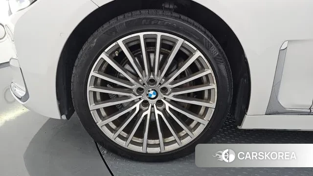 BMW 7 Series (G11) id 3335993 из Кореи 15