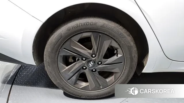 Hyundai Avante Hybrid (CN7) id 3281916 из Кореи 15