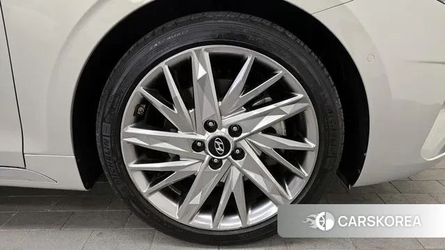 Hyundai The New Grandeur IG id 3778555 из Кореи 15