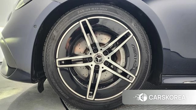 Mercedes-Benz E-Class W214 id 4778541 из Кореи 28