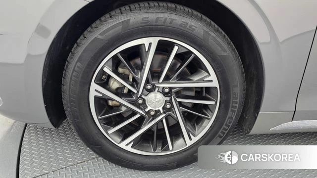 Hyundai The New Grandeur IG id 4849173 из Кореи 30