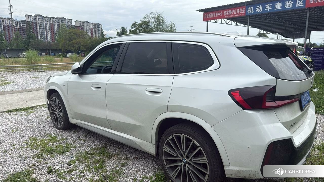 BMW X1 2023 Белый из Китая, фото 5