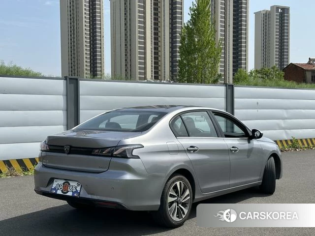 Peugeot 408 2023 Серебристо-серый из Китая, фото 5