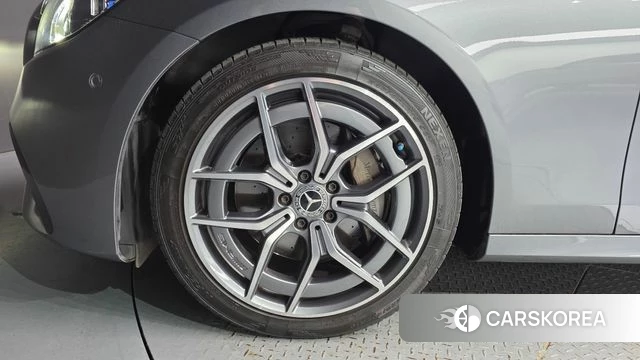 Mercedes-Benz E-Class W213 id 4529563 из Кореи 28