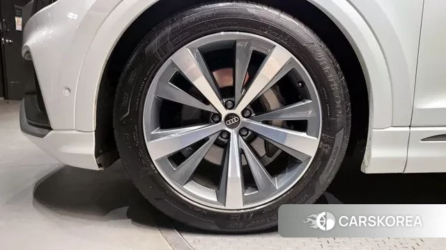 Audi Q8 (4M) id 2984797 из Кореи 15